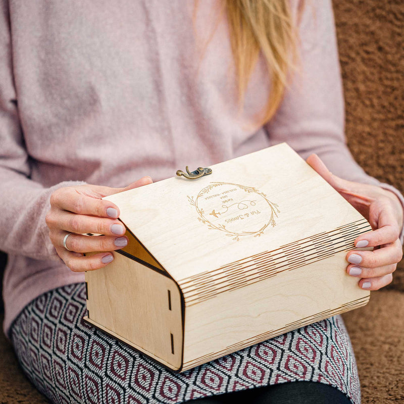 Natural Wooden Photo Box – Personalized Gift for Families & Friends