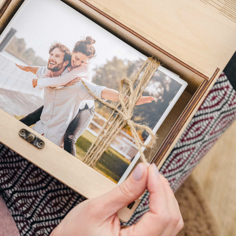 Natural Wooden Photo Box – Personalized Gift for Families & Friends