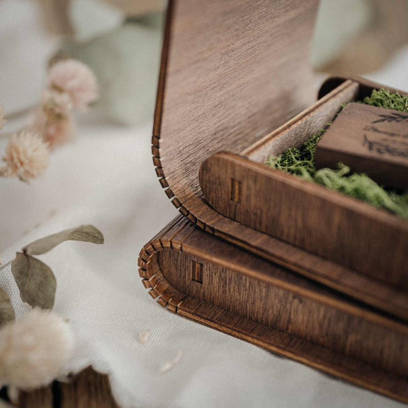 Scatola USB Personalizzata con Chiavetta in Legno (opzionale) per Fotografi di Matrimonio